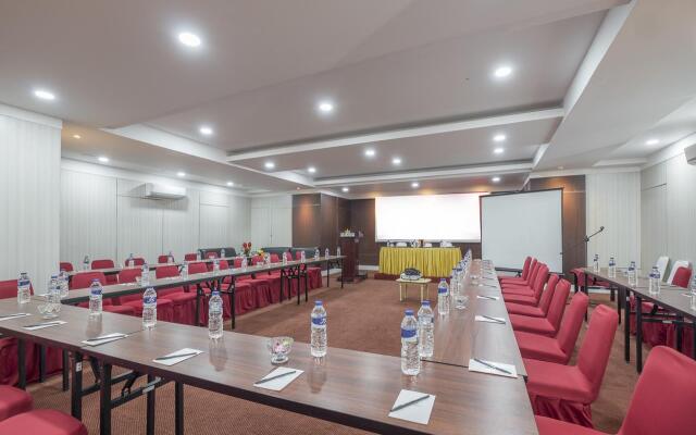 OYO 1114 Hotel Denpasar Makassar