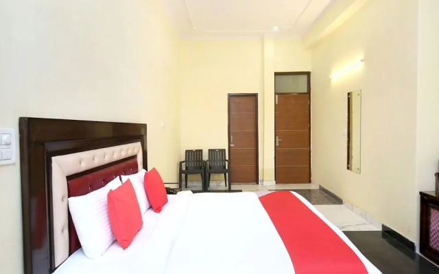 OYO 16695 Hotel Sun View