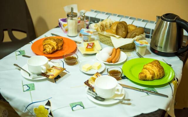 Domino Yerevan Hostel & Tours