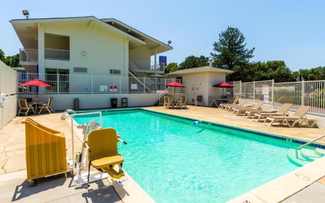 Motel 6 Redding, CA - Central