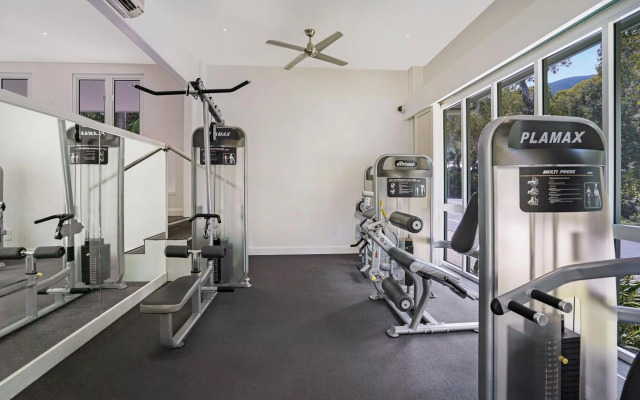 Elysium Private Apartments at The Beach Club