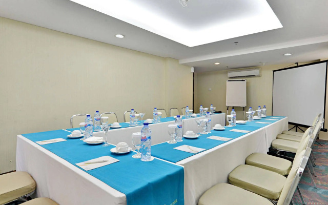 ZEN Rooms Tangerang Binong