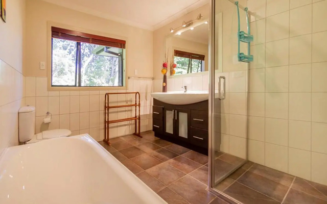 View from the Top - Whitianga Holiday Home