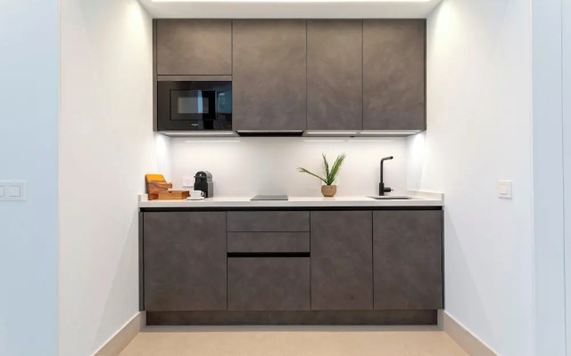 Bright Apartment in Seville. Tomás de Ibarra II