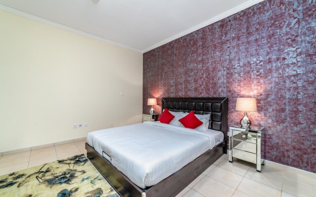 Vacation bay Burj Al Noujum Tower