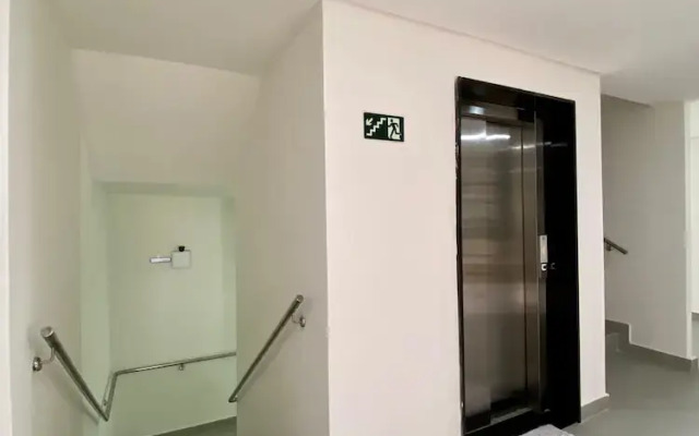 Flat a 120 metros das Piscinas Naturais