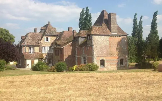Chateau de Saint Aubin sur Risle