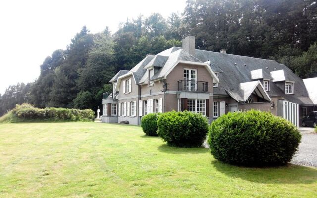 La Villa à L'orée Du Bois