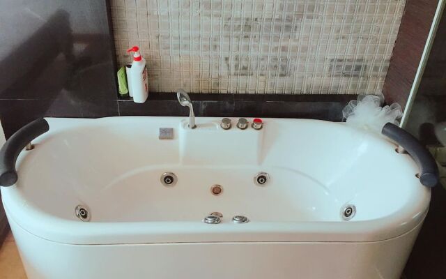 Bien Dong Hotel