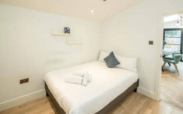 Stylish 3B Fulham Flat Garden near Thames & Tube