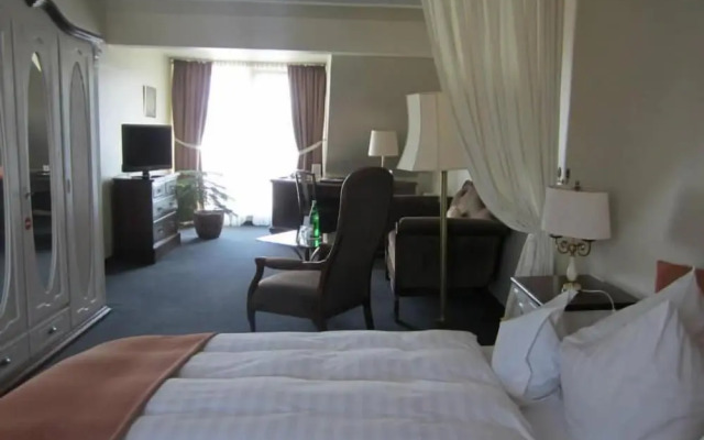 Hotel Rheinischer Hof