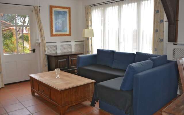 Wonderful location for weddings and parties by French château