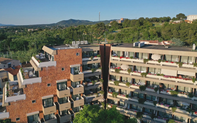 Suites Marilia Apartments