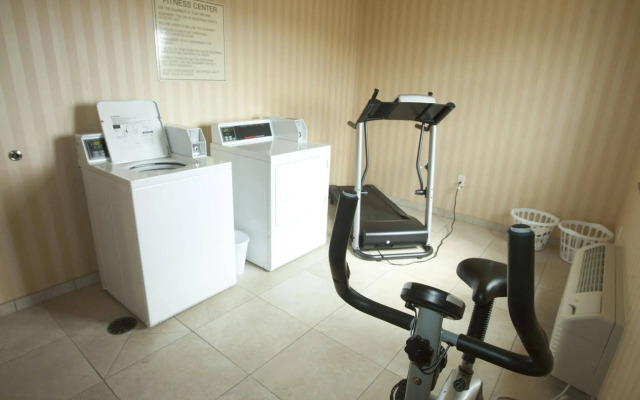 Cobblestone Inn & Suites - Langdon