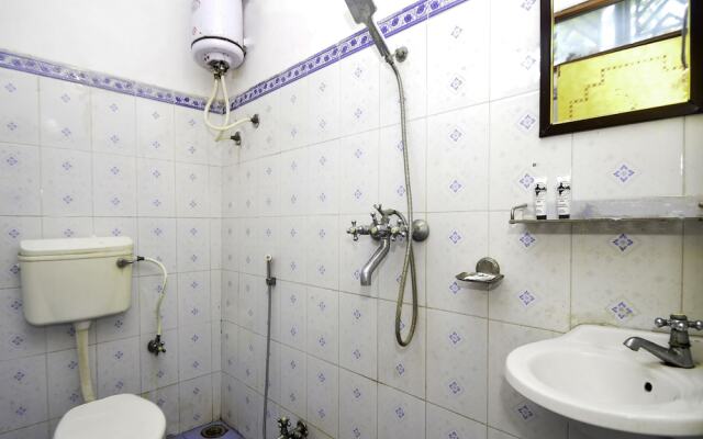 OYO 10704 Hotel Lake Haveli