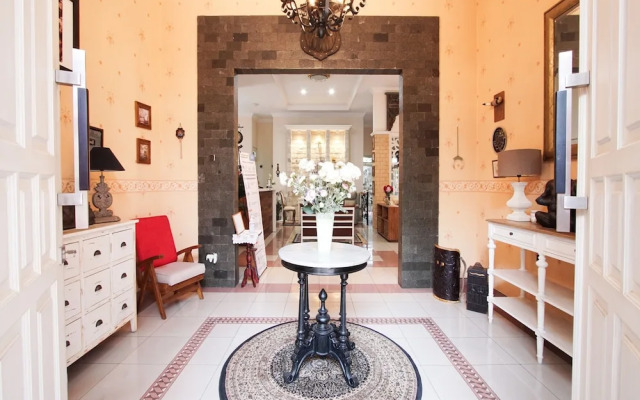 Collection O 3986 Just 11 Boutique Residence Syariah
