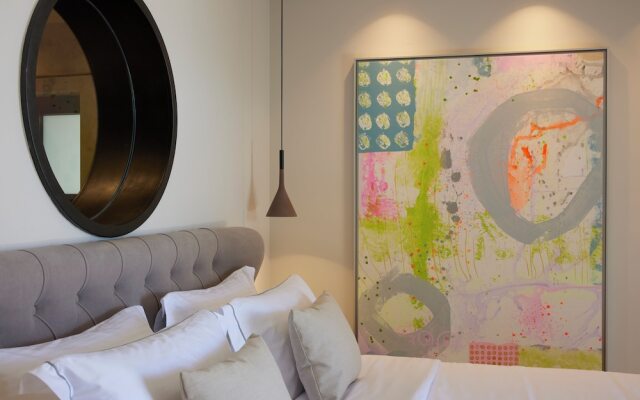 Aernia Suites