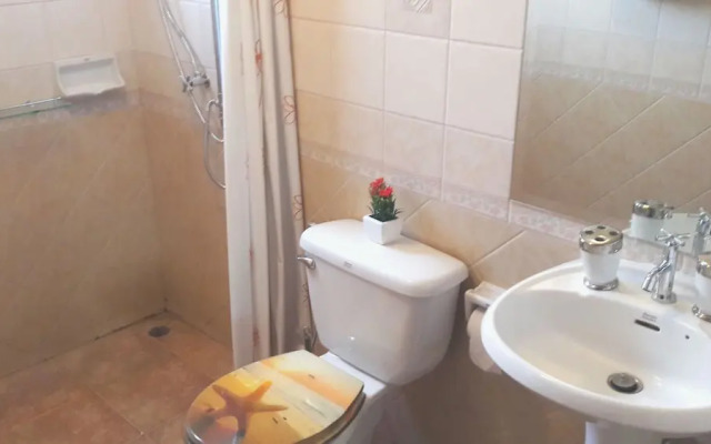 4 Bedroom House & Private Pool Pattaya