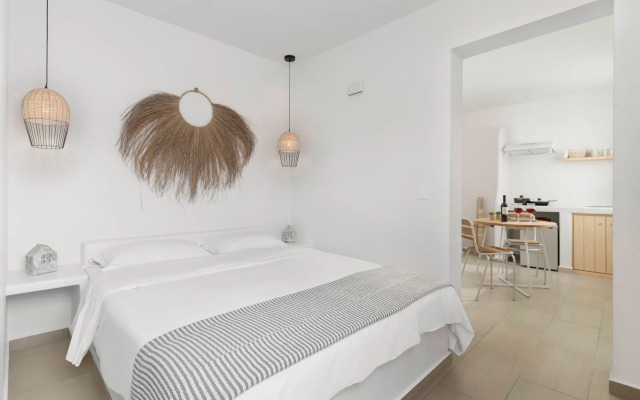 Thallos Cave House and Apartments