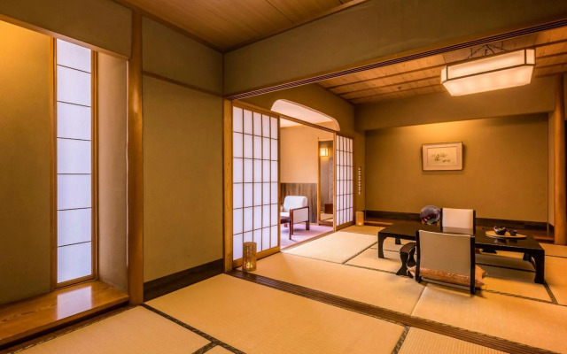 Ooedo Onsen Monogatari Premium Saiki Bekkan