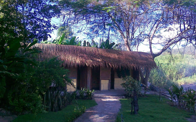 Pai Bamboo Hut Resort