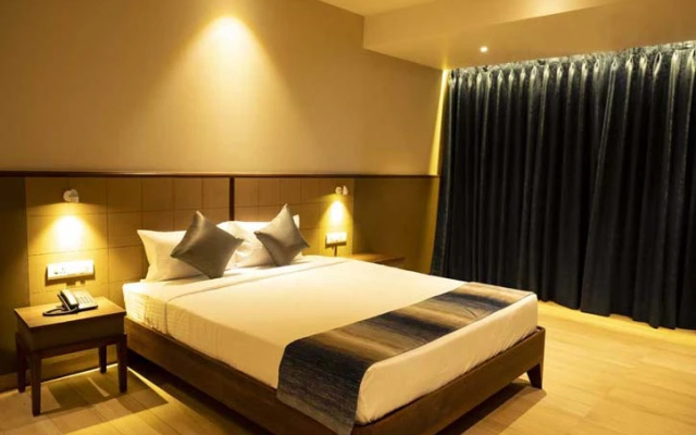 Cosmique Clarks Inn Suites , Goa