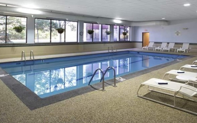 Four Points by Sheraton Cleveland-Eastlake