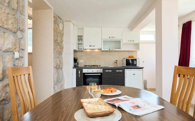 Bay View House