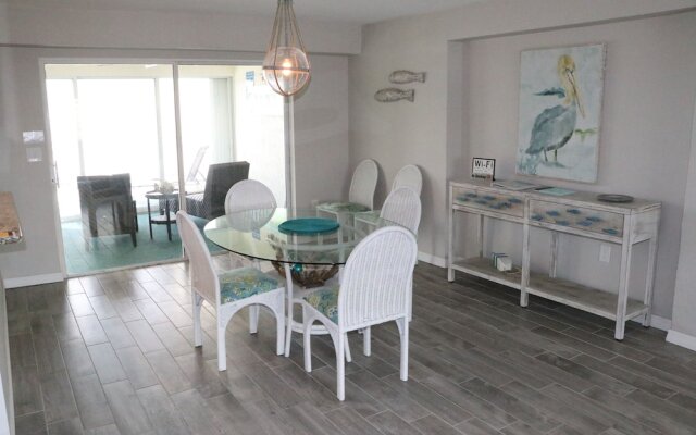 Jamaica Royale 404 - 2 Br Condo