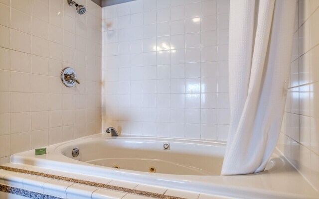 Nantucket Inn 1 4 Combo