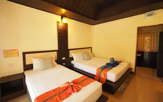 Lanta Paragon Bungalow