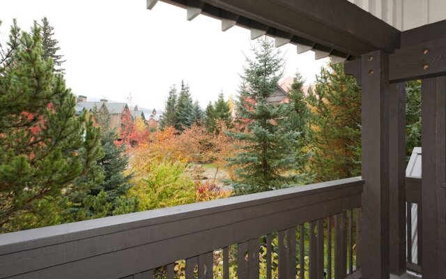 Stoney Creek Lagoon - Whistler Premier