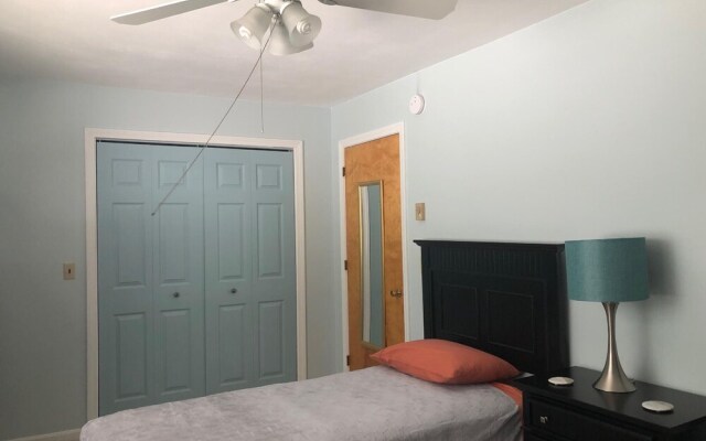 York Street - Y103-wr by Getaway