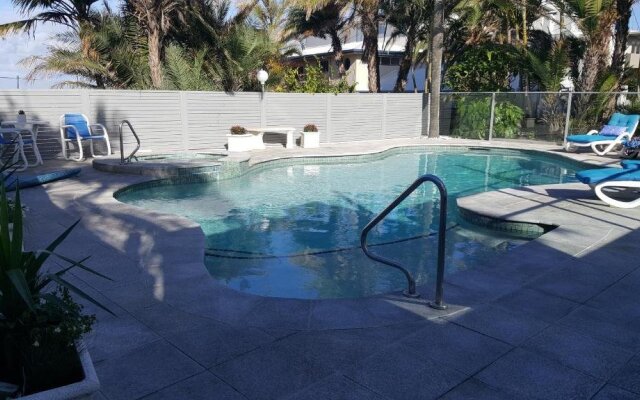 Beach Palms Holiday Apartments