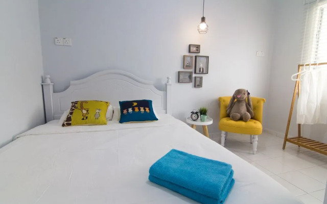 Modern Vintage by Mutze