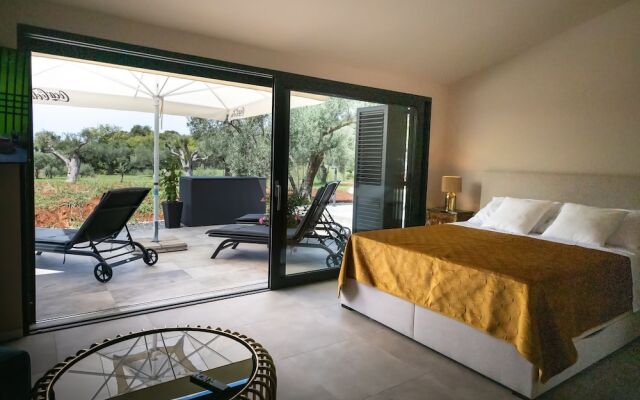 Olive Garden Paradise with Swimming pool