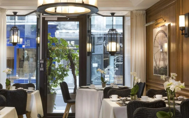 Dauphine Saint Germain Hotel