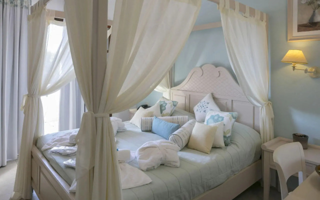 Magic Hotel