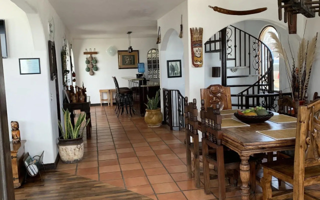 Casa Playa Baja