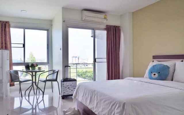 Siri Service Apartment