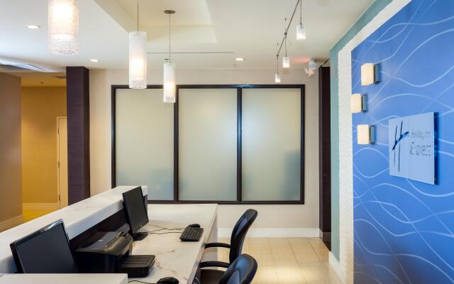Holiday Inn Express at Monterey Bay by IHG