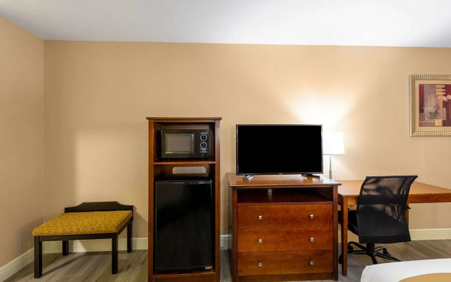 Quality Inn Quincy - Tallahassee West