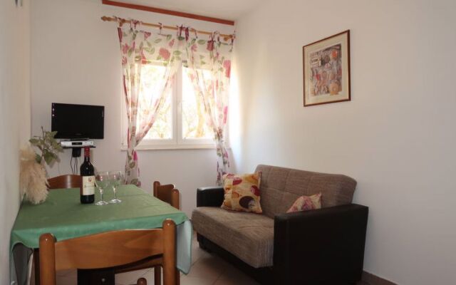 Apartment Dora Spiez 15205
