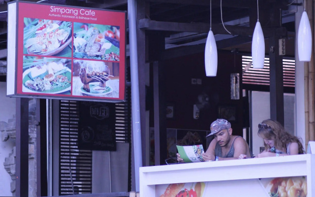 Simpang Inn