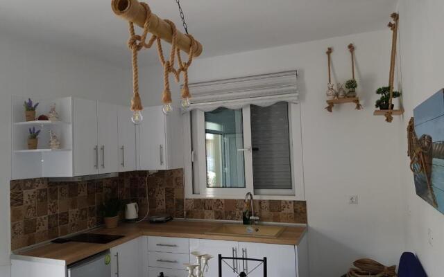 Galazia Thea Apartments