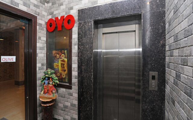 OYO 28017 Hotel Olive