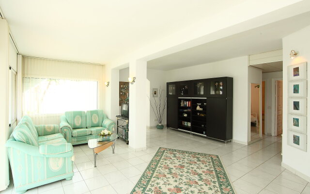 Holiday Home Costabella