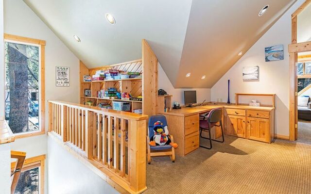 Heart of Truckee by Tahoe Mountain Properties