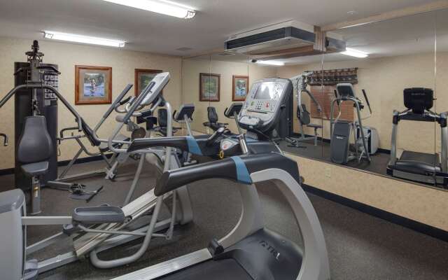 Best Western Plus Kelly Inn & Suites