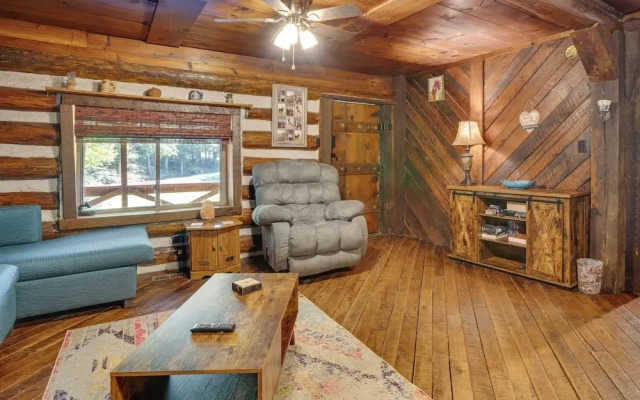 French Lick Getaway w/ Deck, Grill & Fire Pit!